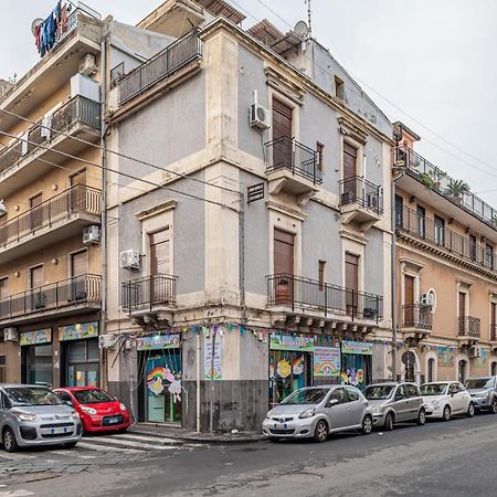 Catania Central And Comfy Apartments Экстерьер фото