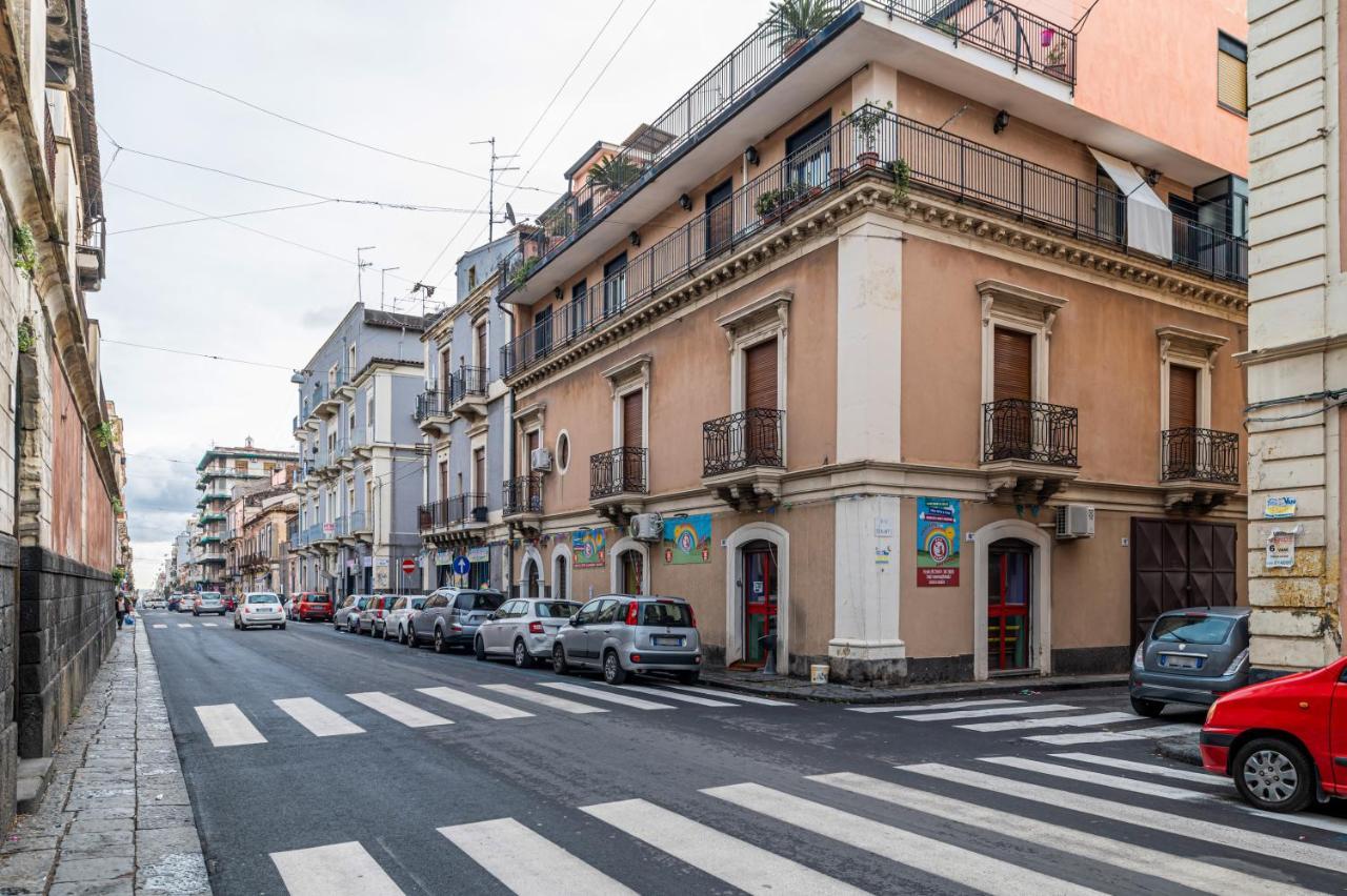 Catania Central And Comfy Apartments Экстерьер фото