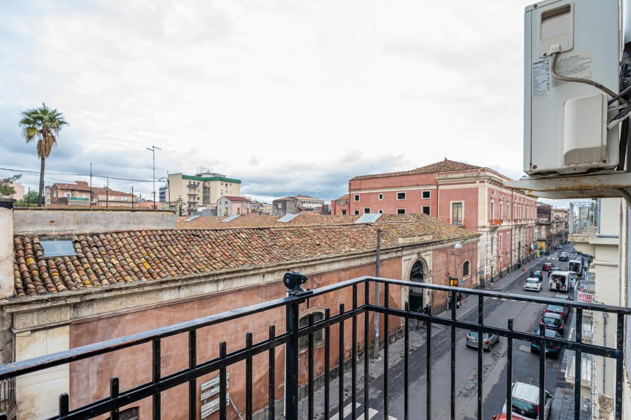 Catania Central And Comfy Apartments Экстерьер фото